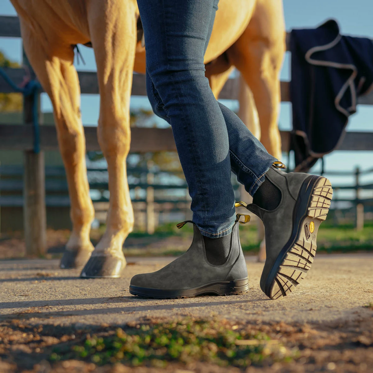 Boots Shoes Shop -Boots Shoes Shop 2055 women thumb 1 1